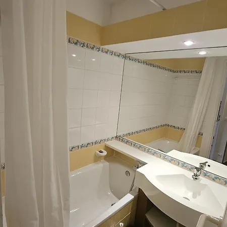 T2 Pour 5 Pers. Avec Balcon, Idealement Situe A Avoriaz, Proche Pistes Et Commerces - Fr-1-314-181 Avoriaz
